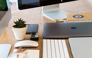 九游体育ios-长传长射：场上那些令人震惊的远距离奇迹，长传集锦